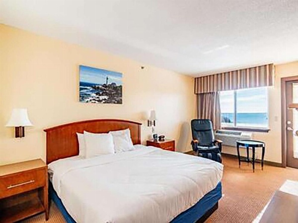 Fireside Inn, Ocean's Edge image 16