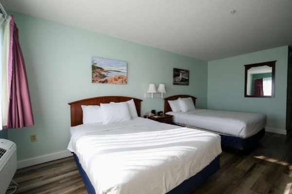 Fireside Inn, Ocean's Edge image 9